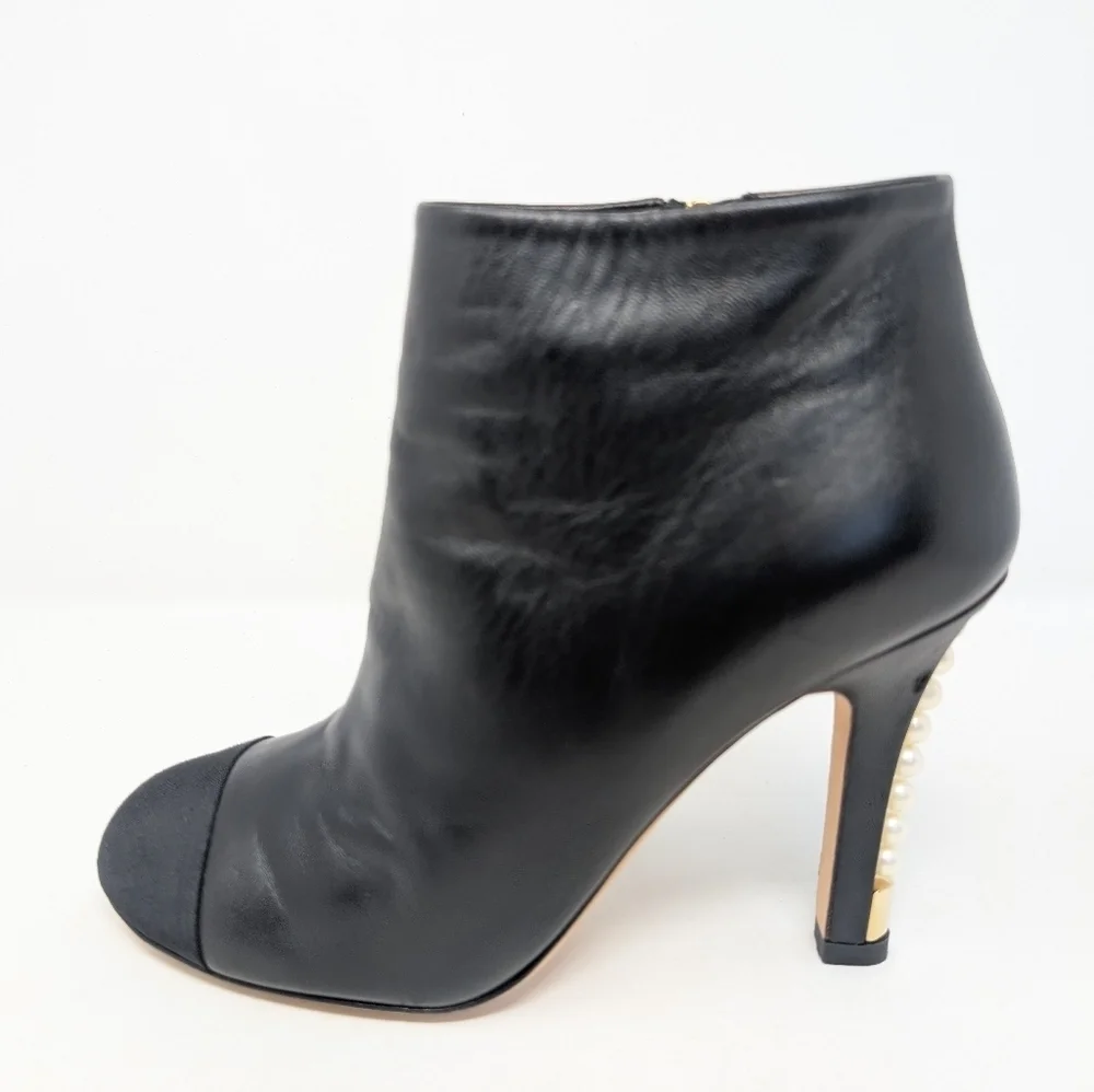 Chanel Cap Toe Pearl Stiletto Heel Black Ankle Boots Celebrity CC Logo Size 37